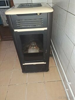 Peletove kachle Edilkamin