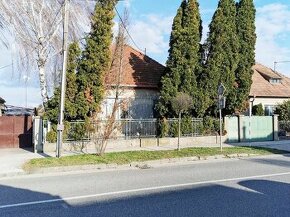 Na predaj 50 ročný dom vo Vlčkovciach