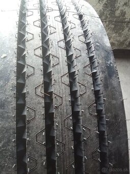 Pneumatiky 295/80r22.5