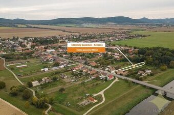Exkluzívne na predaj stavebný pozemok v obci Kovarce, len 10