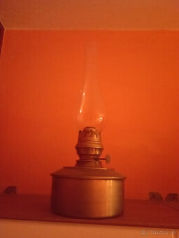 Petrolejová lampa
