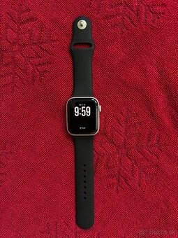 Apple Watch SE 2.gen 44mm strieborné