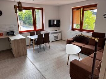 Na prenájom 3i zrekonštruovaný apartmán v Bardejove.