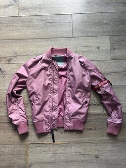 Alpha Industries bundička