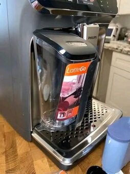 Kávovar Philips Latte go