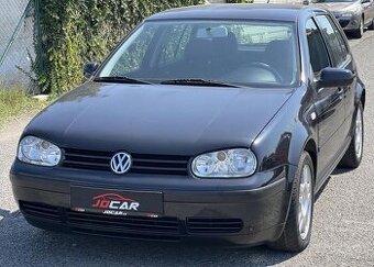 Volkswagen Golf 1.6i KLIMATIZACE ALU ABS benzín 74 kw