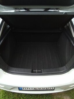 Chevrolet cruze 1,6 benzín