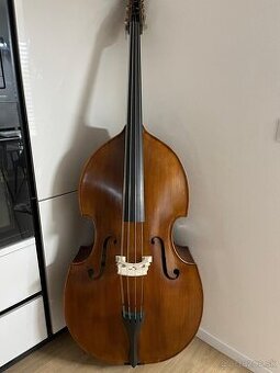 Kontrabas celodreveny