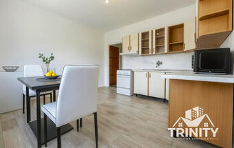 Na prenájom kompletne zariadený 1-izbový byt s balkónom v me