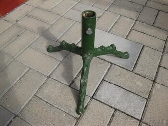 Stojan na vianočný stromček