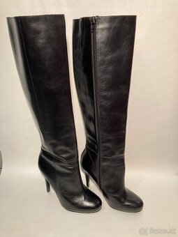 Damske cizmy 35