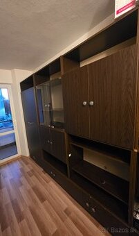 Stena obývacia s poličkami a skriňou vlastný odvoz