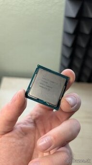 Intel a AMD procesory