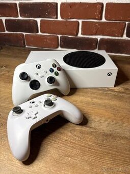 Xbox Series S 512GB + 2x ovládač – predaj
