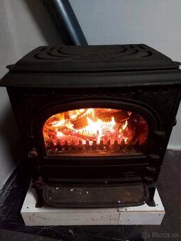 Predám Saey 92 s varnou doskou 9kW liatinové kachle na drevo