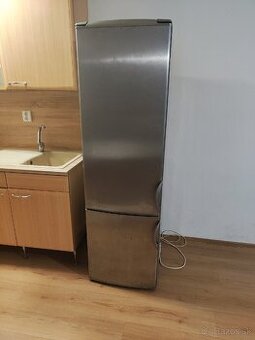 Chladnička s mrazničkou