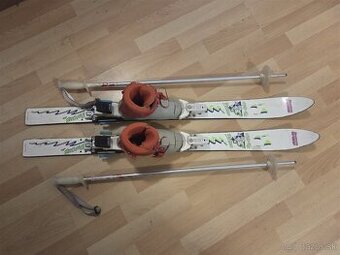 Detské lyže 100 cm s lyžiarkami