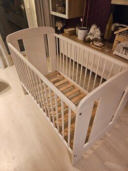 Detska postielka bez matraca