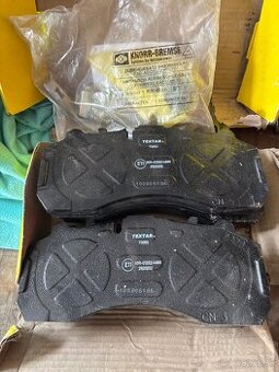 Brzdové doštičky Textar T3050