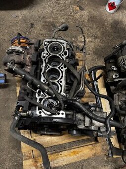 Predám blok motora na Volvo xc90 2.4 d5