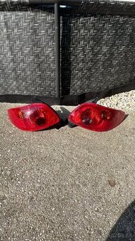 Prugeot 206 zadné svetla