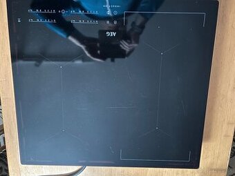 Varná indukčná doska  vstavaná rura AEG