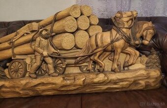 Dreveny obraz vyrezavany