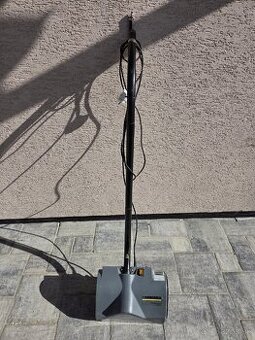 Predám profesionálny elektrický kartáč Kärcher PW 30/1