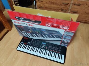Akai MPK261 midi klavesy