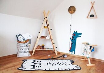 Tipi regál alebo malá knižnica