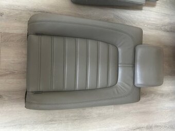 Predám sedačky na VW Passat B6