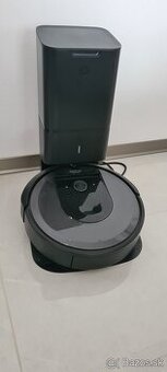 Predám robotický vysávač Roomba i7+