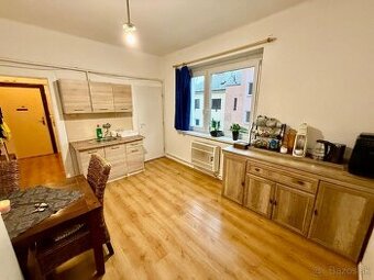 PRÍJEMNÝ 2-IZBOVÝ BYT NA KRÍŽNEJ ULICI