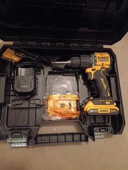 Dewalt akú skrutkovač