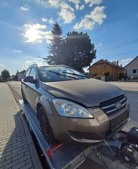 Rozpredám kia ceed , hyundai i30