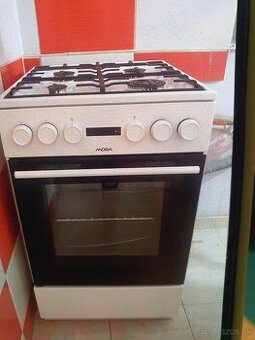 MORA KOMBINOVANÝ SPORÁK ZO ZÁRUKOU