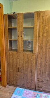 Predám drevené skrine