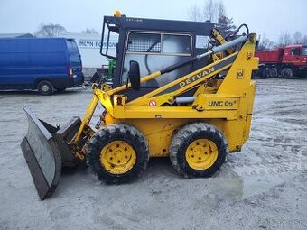 UNC 061 060 bobcat Novotný smykom riadený nakladač