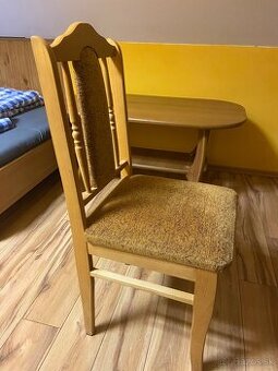 Jedálenskej stoličky