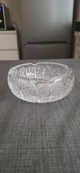 Prwdam kryštálový popolnik  a keramický set z roku 1960