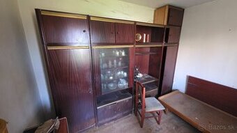 Obyvacia stena s kuchynskou linkou