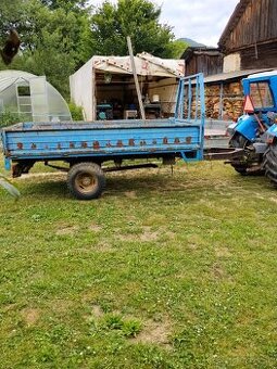 Vlečka za traktor