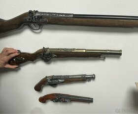 repliky historických pištoli rezervované