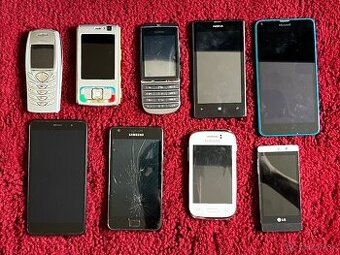 Predam nefunkcne/pokazene/stare telefony