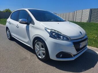 Peugeot 208 1.2 STYLE