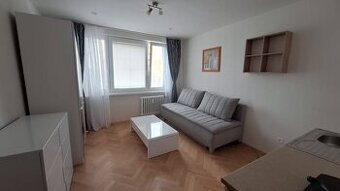 Útulná garzonka na prenajom Fončorda