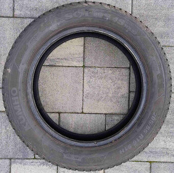 Predám 1ks celoročnú pneumatiku KUMHO SOLUS 4S 205/55/R16