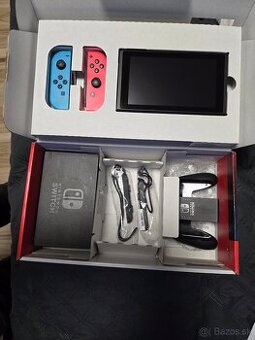 Herná konzola Nintendo switch 2 ročna +príslušenstvo a Hry