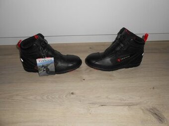 Predam nove kozene moto topanky znacky RACER ROAD RUNNER
