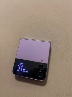 Samsung Z Flip 4